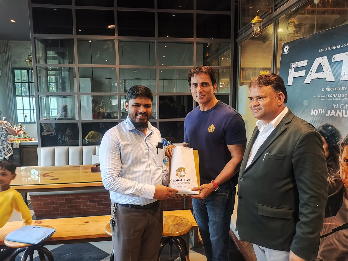 GCFMumbai's tweet photo. Global Care Foundation had the honor of meeting actor @SonuSood and shared our work on helping release and rehabilitate prisoners, along with our legal awareness programs to support underprivileged communities.

#fateh @sonusood_india @SonuSoodArmy @SonuSoodTRFC @sonusoodtrends https://t.co/WgYXAIvsba
