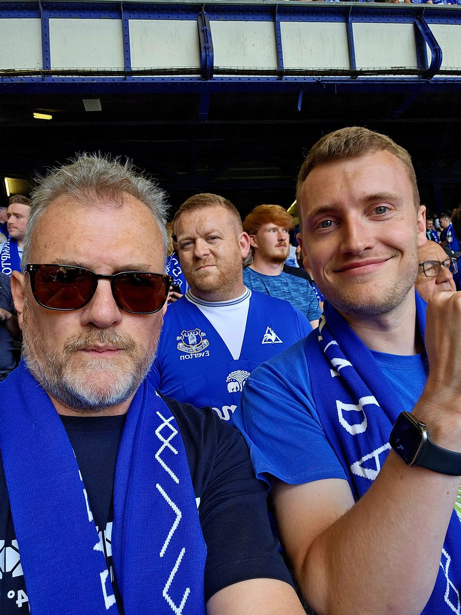 mriggers's tweet photo. We laughed at Operation Goodison exercise. Were teary at Z cars. Cried at how time has touched our heroes. But were lifted by the blue smoke congregation that worshipped inside and out. Broken no more. Goodison will never leave us. #EFC #UTFT https://t.co/vrvUzjAzy4