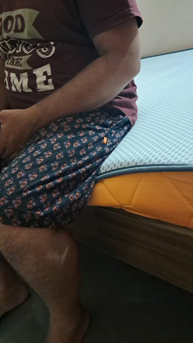 KishorJena's tweet photo. @flipkartsupport 
Order Id-OD334322935029691100

Raised request for return as received mattress is not as per specification.Soft from both sides and once you sit down it completely pushed https://t.co/88b8S15omG one visited to check. Kindly raised return with quality issue. https://t.co/YGZAcKiyzY