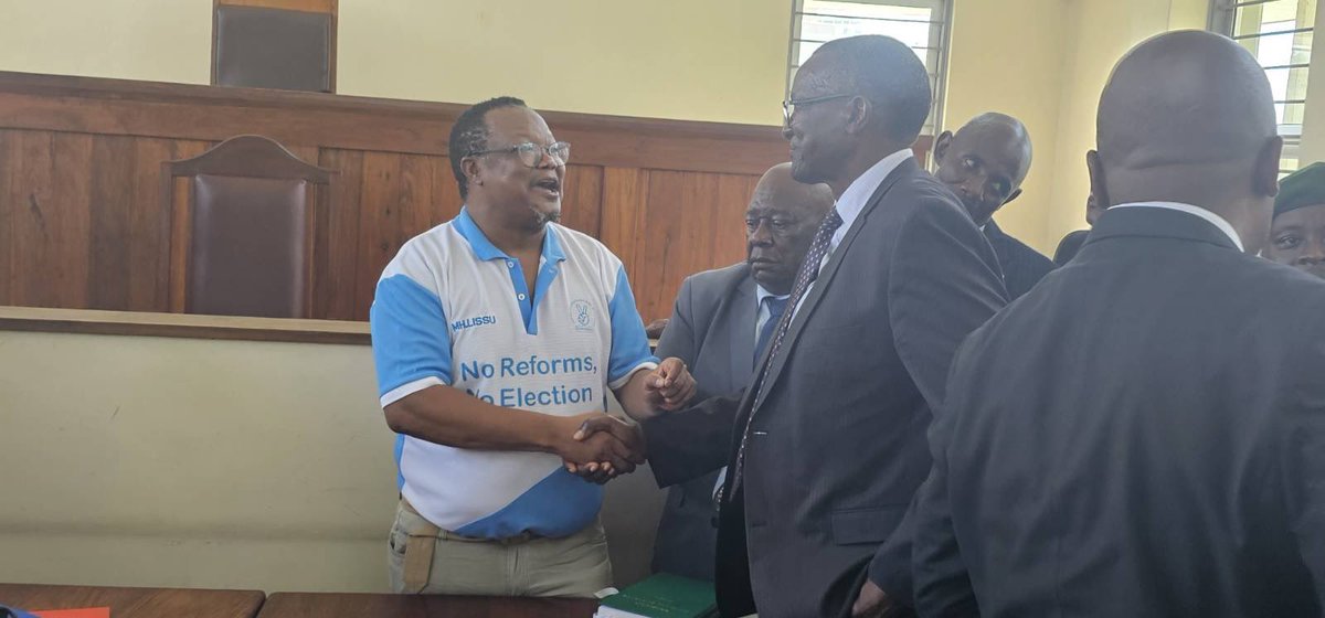 dkmaraga's tweet photo. It was truly inspiring to see my brother, @TunduALissu in high spirits today in Court.

As a fellow member of Jumuiya, I  hold firm in the hope that the legal process ahead will be fair, just, and expeditious—reflecting the highest standards of integrity, independence, and respect for human dignity.