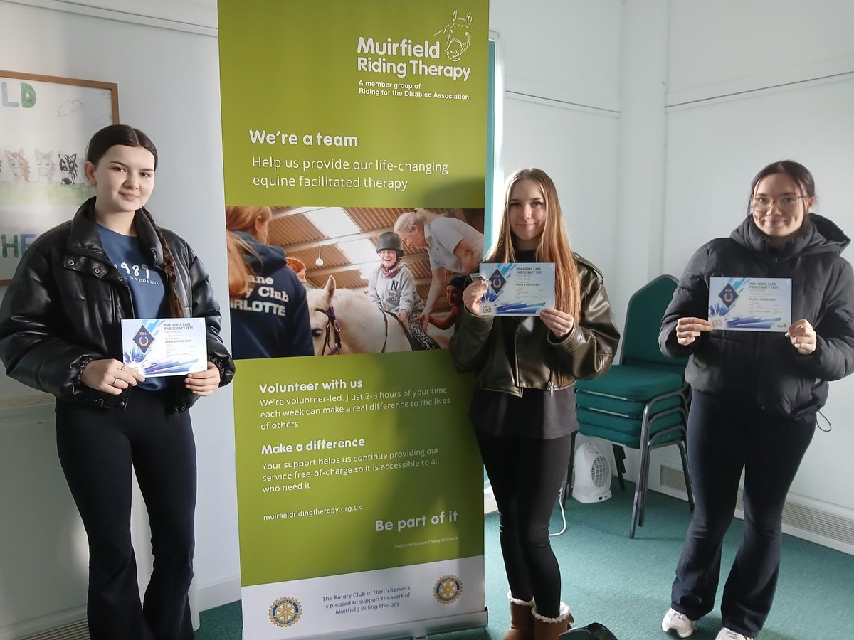 Bridges Project (@bridgeslothian) on Twitter photo Congratulations to the young people who gained their Horse Care Level 1 certificates 🥳
They got these after completing a horse therapy course our Group Programme ran in partnership with <a href="/rtmuirfield/">Muirfield Riding Therapy</a> 🤝
<a href="/SC_LotteryTrust/">Scottish Children's Lottery Trust</a> <a href="/GannochyTrust/">The Gannochy Trust</a> <a href="/WestonFdn/">Garfield Weston Foundation</a> Congratulations to the young people who gained their Horse Care Level 1 certificates 🥳
They got these after completing a horse therapy course our Group Programme ran in partnership with <a href="/rtmuirfield/">Muirfield Riding Therapy</a> 🤝
<a href="/SC_LotteryTrust/">Scottish Children's Lottery Trust</a> <a href="/GannochyTrust/">The Gannochy Trust</a> <a href="/WestonFdn/">Garfield Weston Foundation</a>