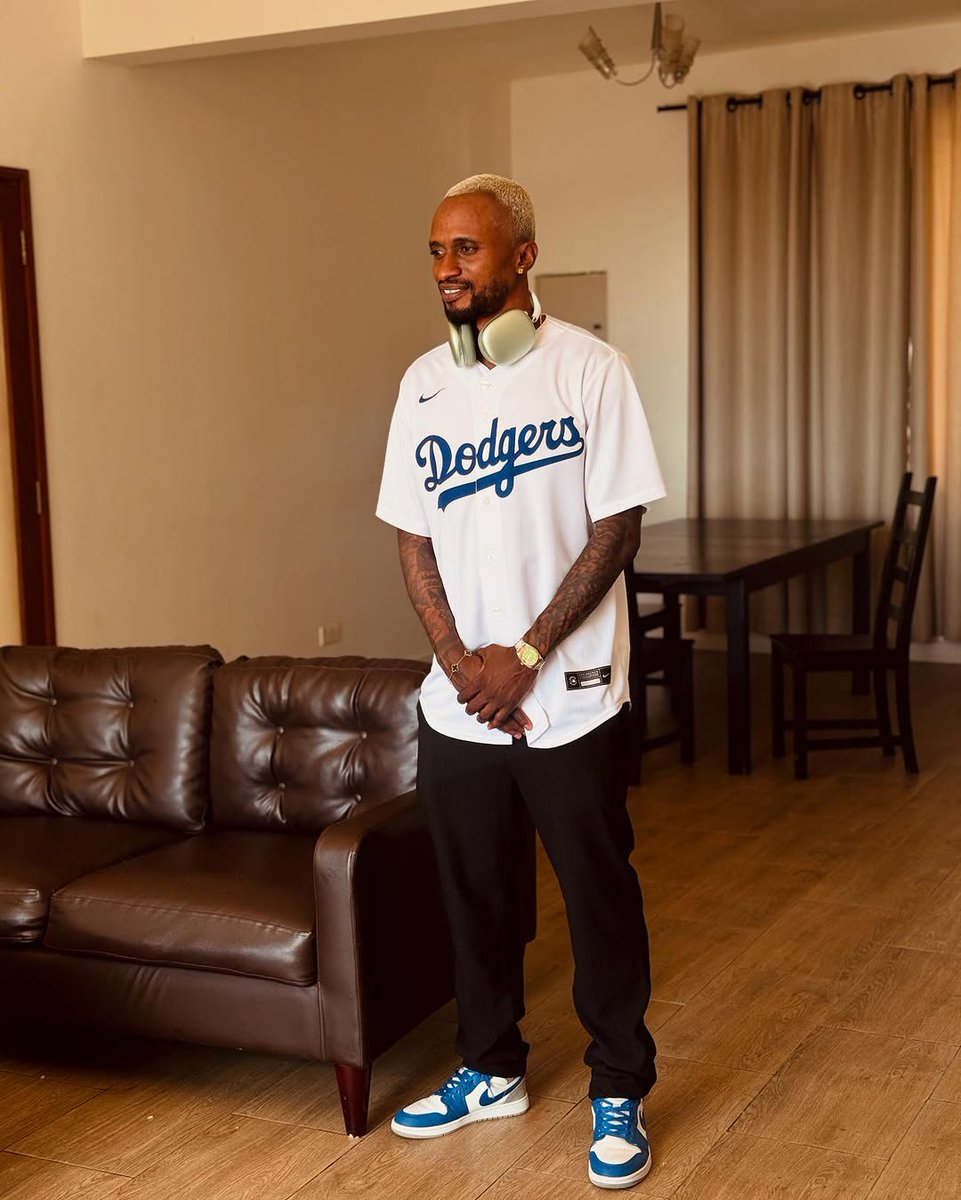 very happy to be back on the pitch 😊 let’s finish together 🔥💪🙏