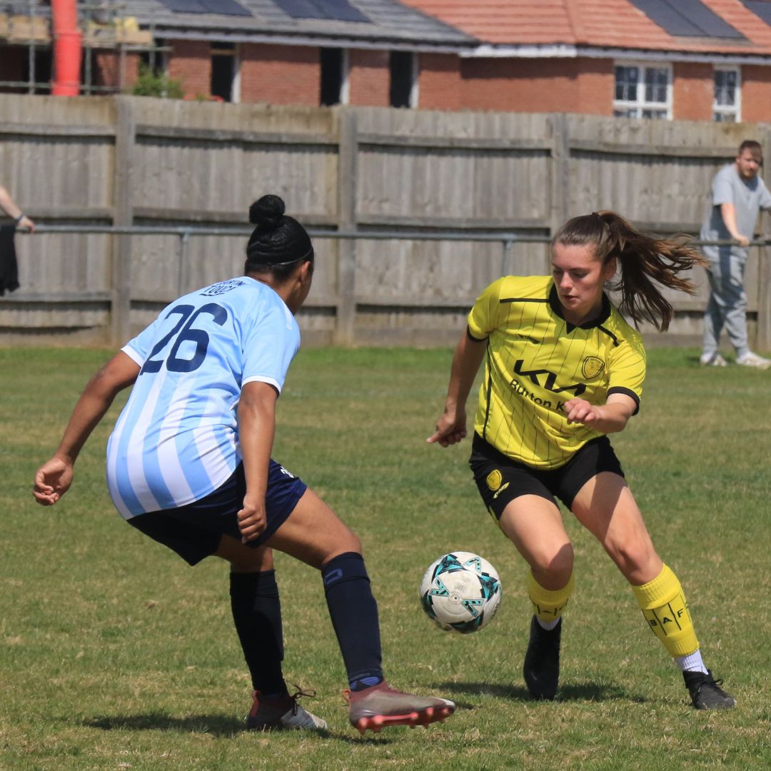 MATCH REPORT 📝 

A Steph Kingston brace completed a second half comeback as Burton Albion Women defeated Coventry Sphinx Ladies 2-1 🤝 

Read the full match report 👉 bit.ly/43vmDlU 

#BAFC #BAWFC