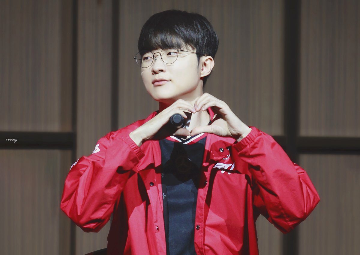 roong__lol's tweet photo. 250504 티원 팬미팅

#Faker #페이커 https://t.co/lOery1rFne