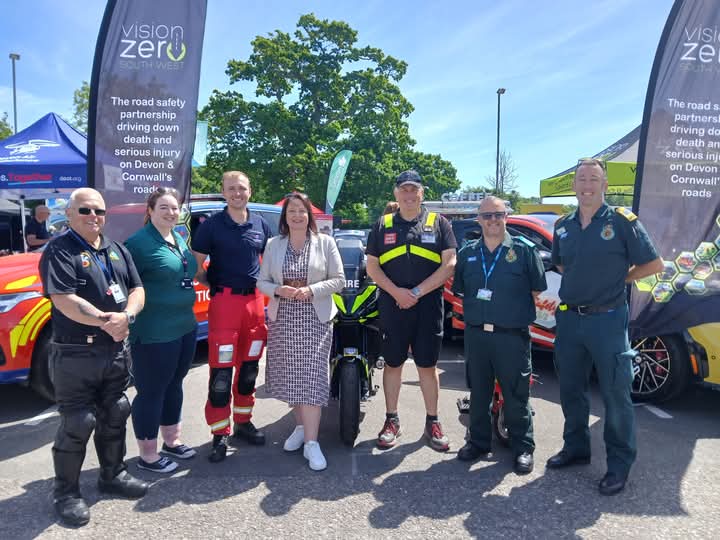 Learn 2 Live tweet media