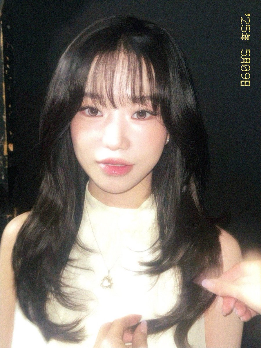 vii •︿• tweet media