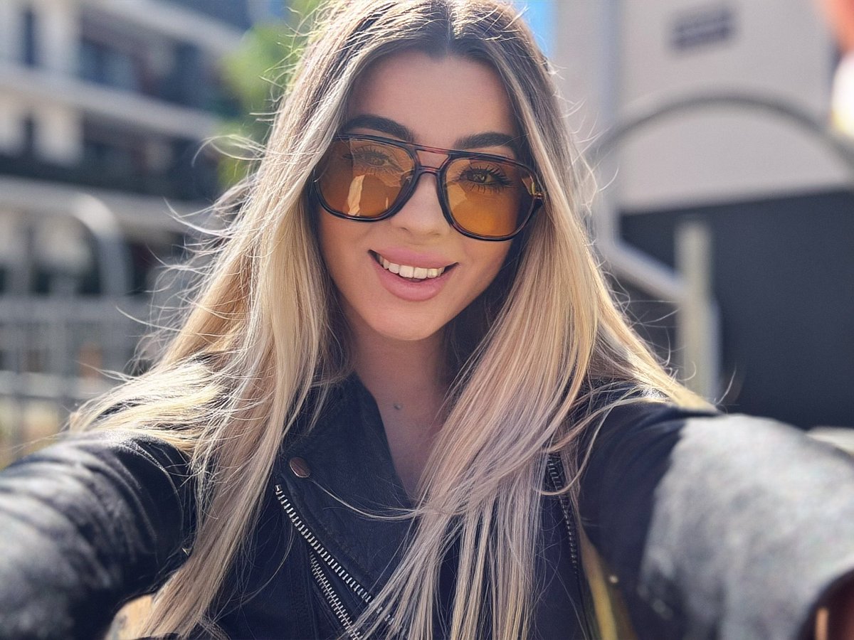 kimarrow94's tweet photo. Happy Monday! 🌞💋 

Xoxo https://t.co/Gt6UTbUErR