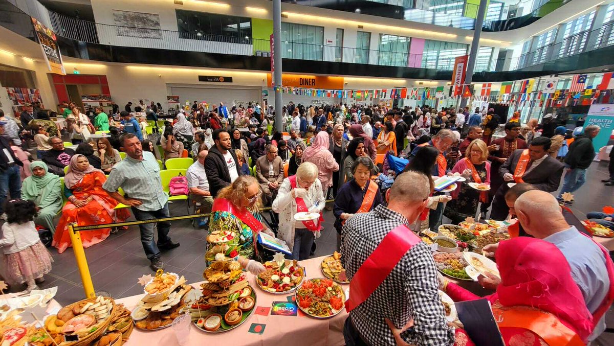 BSC Multicultural Services (@bscentre) on Twitter photo Thanks to
<a href="/JudeHoldenNews/">Jude Holden</a>
<a href="/ipswichstar24/">Ipswich Star</a>
for covering yesterday's Global Food & Pita Awards at
<a href="/suffolknewcoll/">Suffolk New College</a>
ipswichstar.co.uk/.../25172228.iā¦ā¦ It was a wonderful afternoon more pictures to follow this week Thanks to
<a href="/JudeHoldenNews/">Jude Holden</a>
<a href="/ipswichstar24/">Ipswich Star</a>
for covering yesterday's Global Food & Pita Awards at
<a href="/suffolknewcoll/">Suffolk New College</a>
ipswichstar.co.uk/.../25172228.iā¦ā¦ It was a wonderful afternoon more pictures to follow this week
