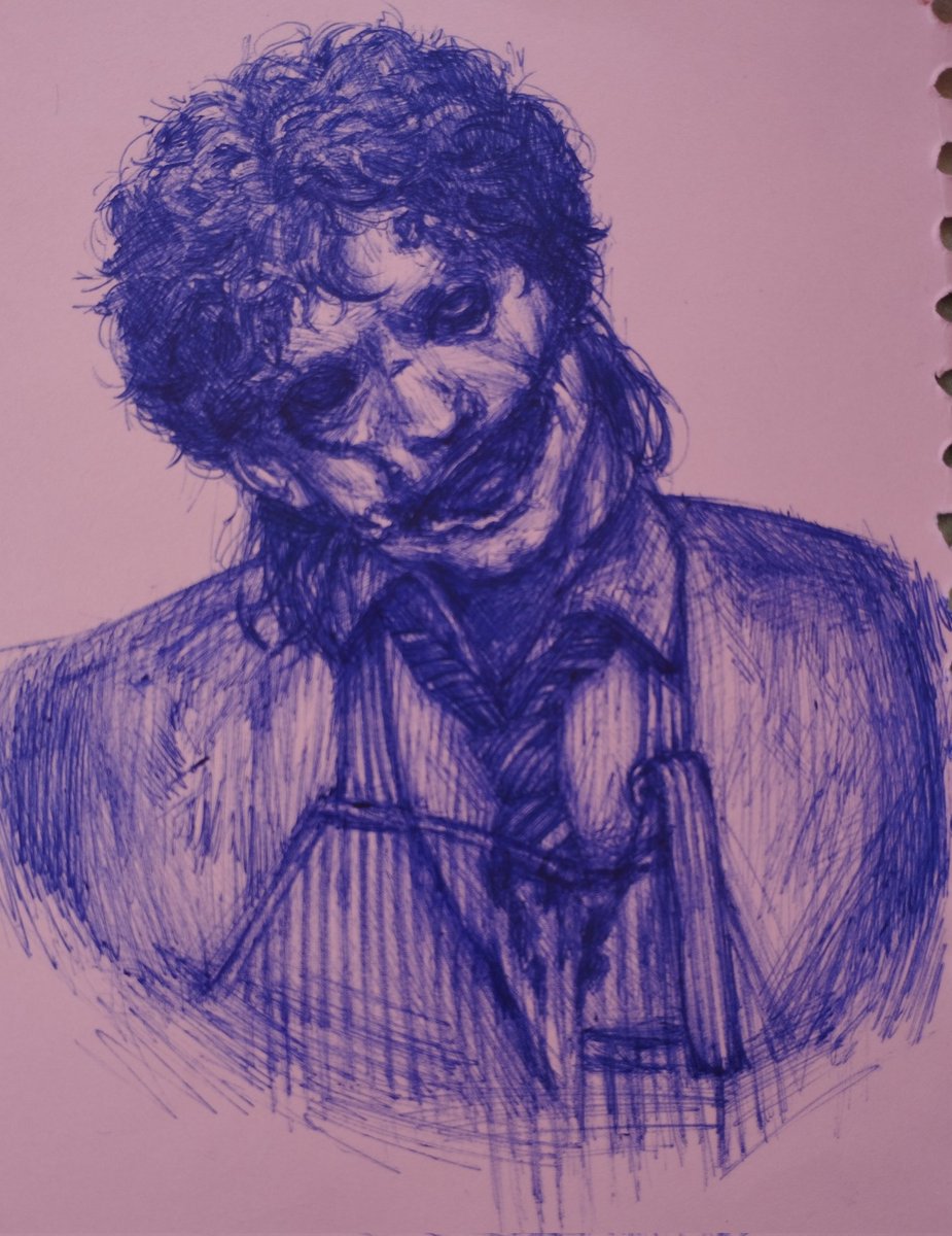 bulentirisx's tweet photo. Evdeki kız çocuğu korku filmi izlemeye başlamış. Nöbetçi olduğunda da tükenmez kalemle karalamış.

#eceiris #fifteen #drawing #pen #mydaughter https://t.co/eItDbitJVm
