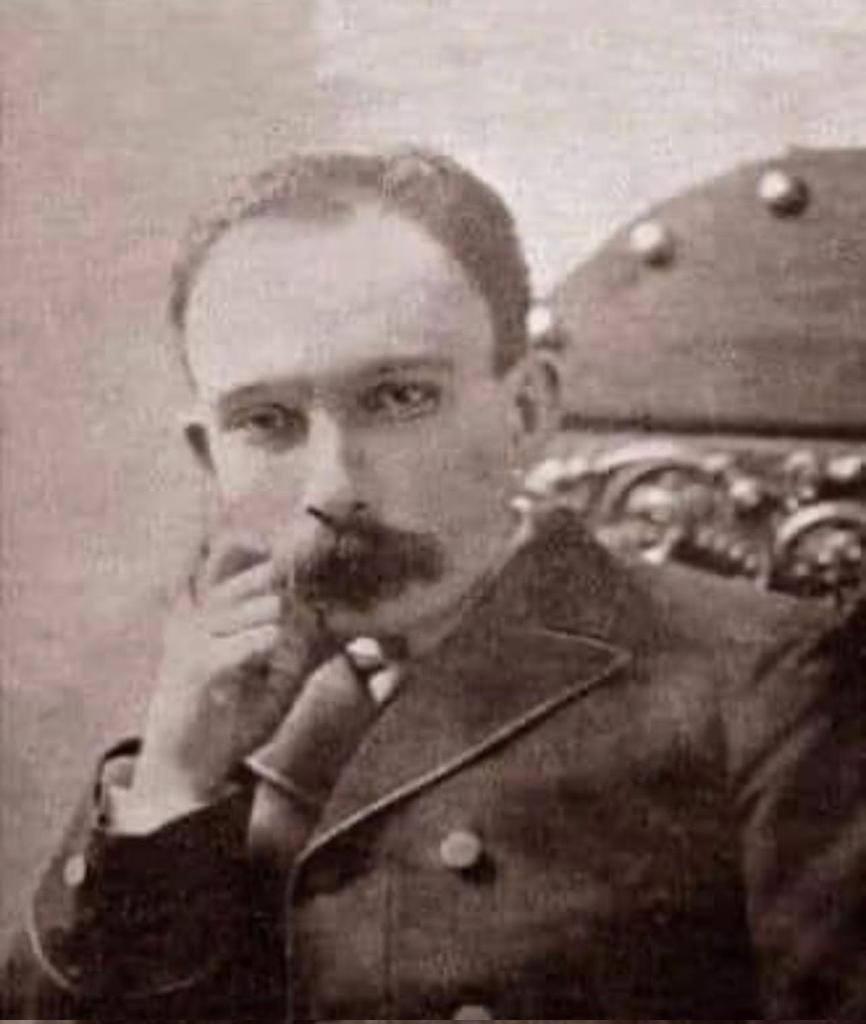 Yo vengo de todas partes 
y hacia todas partes voy 
arte soy entre las artes 
y en los montes, montes soy.
130 Aniversario de la caidad en combate del Apóstol la Independencia de #Cuba 
#JoséMartí 
#SanctiSpíritusEnMarcha 
<a href="/DeivyPrezMartn1/">Deivy Pérez Martín</a>