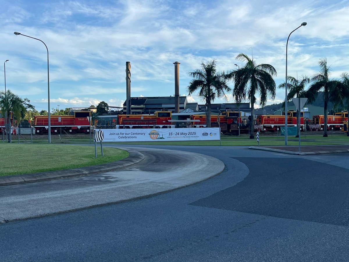 ARealSugarExprt's tweet image. Congratulations to Tully sugar mill on their 100 Year Anniversary.   Officially one of the wettest towns in Australia with rainfall records measured on the Golden Gumboot.  Anyone looking for somewhere to stay in Tully should try the famous #Tully Motel.