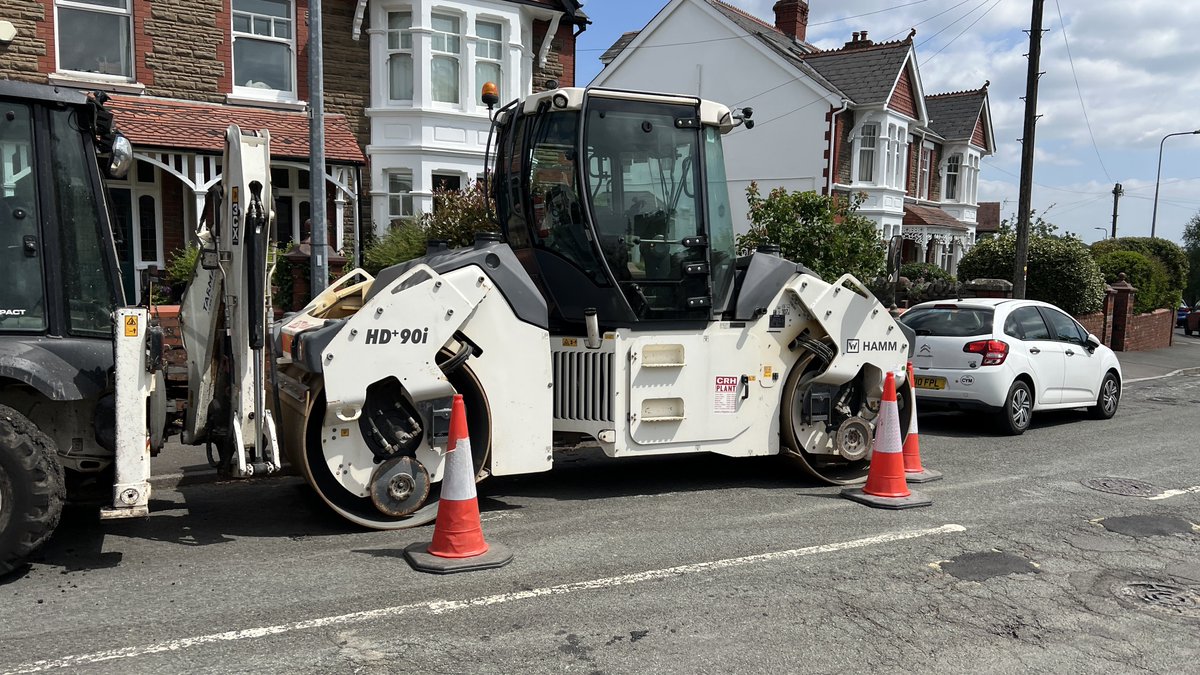 BwawkDoink_Dev's tweet photo. @PlayRoadCraft Some sexy machines landed near my house. Do they belong to you ??? https://t.co/Q1smgufSYY