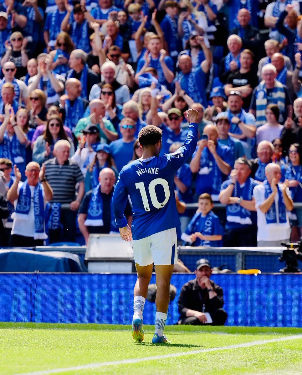 BW PASE Academy success story, Iliman Ndiaye wrote himself into the history books yesterday by scoring a brace in <a href="/Everton/">Everton</a>’s final game at Goodison Park! 🔵

👏 So proud of you, <a href="/iliman_ndiaye/">iliman Ndiaye</a> 

#WeAreTheWood | <a href="/SCLeducation/">scleducation</a>