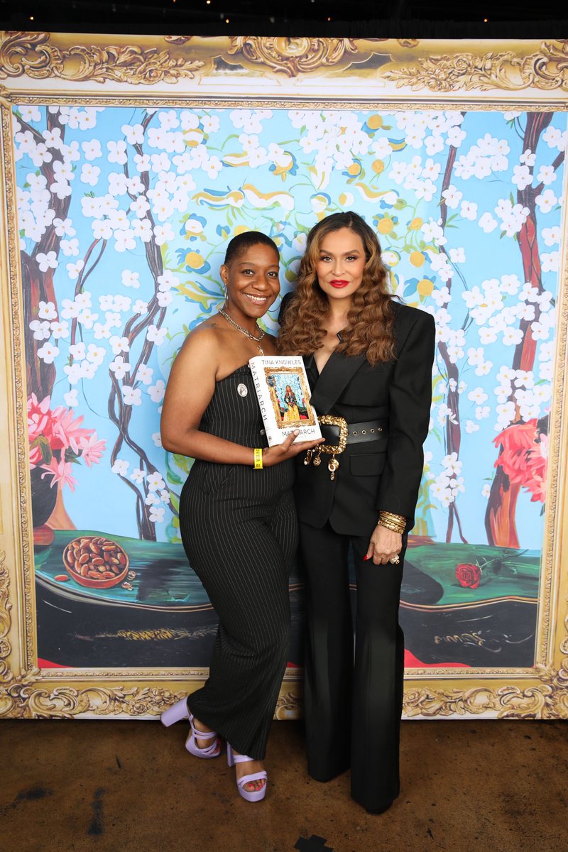 Book Bae ✨💜📚 tweet media