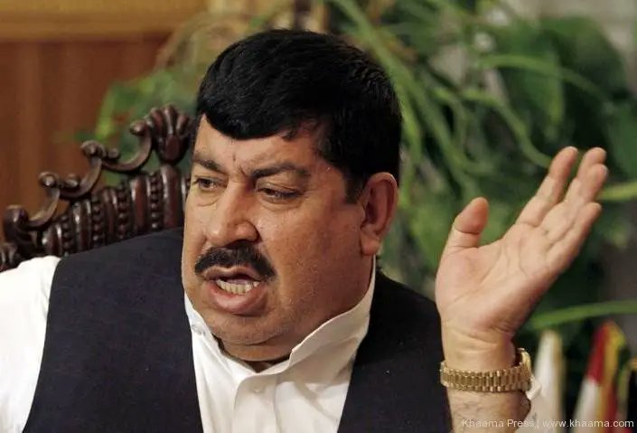 RohYakobi's tweet photo. چند روز پیش با یکی از مقامات بلندپایه‌ی سابق پنتاگون صحبت می‌کردم. داستان‌های وحشتناکی تعریف کرد. گفت: «برای دیداری به ننگرهار رفته بودیم. بعد از صرف غذا، شش پسر زیر ده سال را به اشاره‌ی گل‌آقا شیرزی به اتاق آوردند. آن‌ها شروع به رقصیدن کردند. به دست‌ها و پاهایشان...» ۱ https://t.co/DePBi14LE5