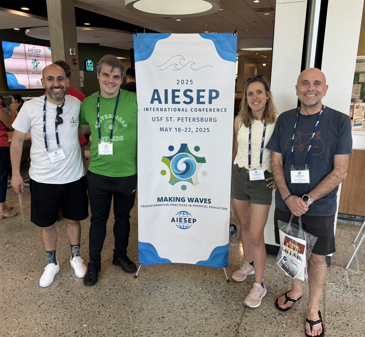 EDAFIDES_Uniovi (@edafides) on Twitter photo EDAFIDES estará desde el 18 al 22 de mayo en el Congreso de la AIESEP 2025, en la University of South Florida de St. Petersburg (Florida; EEUU). ¡Tenemos varias comunicaciones y simposios de la mano de <a href="/javier_rio1/">Javier Fernández-Río</a>, <a href="/noeliasport10/">Noelia Belando</a>, <a href="/josecoto_/">Dr. Jose Coto-Lousas</a> y <a href="/JacobSierraDiaz/">Jacob Sierra Díaz</a>! EDAFIDES estará desde el 18 al 22 de mayo en el Congreso de la AIESEP 2025, en la University of South Florida de St. Petersburg (Florida; EEUU). ¡Tenemos varias comunicaciones y simposios de la mano de <a href="/javier_rio1/">Javier Fernández-Río</a>, <a href="/noeliasport10/">Noelia Belando</a>, <a href="/josecoto_/">Dr. Jose Coto-Lousas</a> y <a href="/JacobSierraDiaz/">Jacob Sierra Díaz</a>!