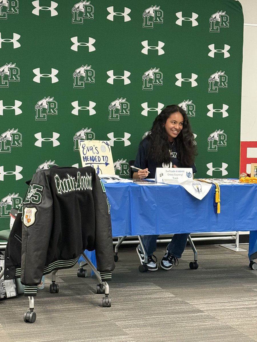 Lake Ridge Girls Track & Field tweet media