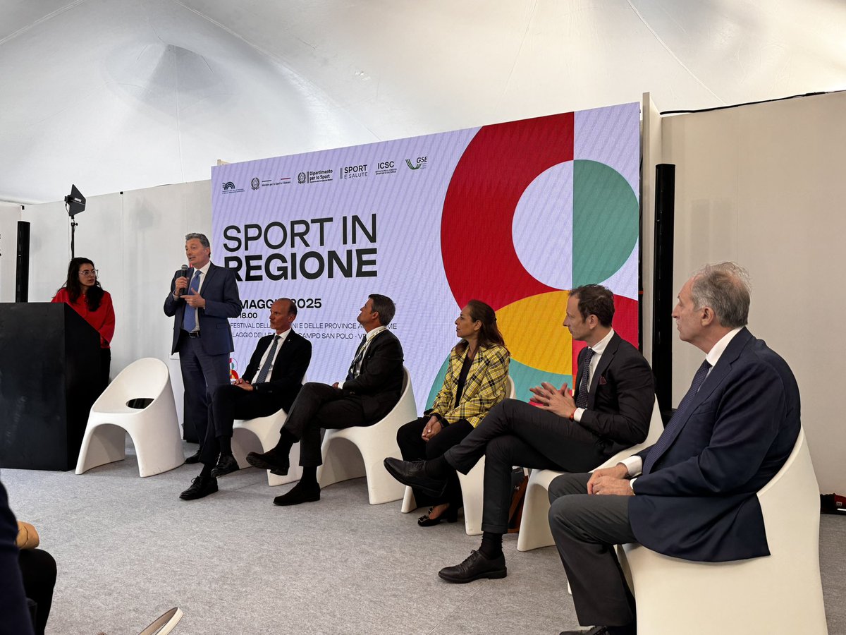 GSErinnovabili's tweet image. “L’innovazione della collaborazione con @SporteSaluteSpA e @icsc_spa 
è quella di ragionare in maniera sinergica per creare strumenti che massimizzino i benefici per gli #entilocali.
Collaborare per moltiplicare i benefici”
#VinicioVigilante AD #GSE #SportinRegione