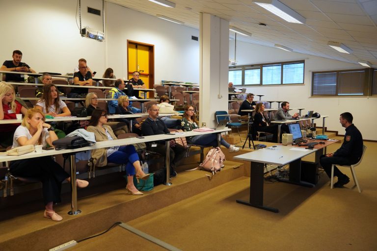 Siamo orgogliosi di contribuire come Associated Partner del CI3R al progetto europeo BORIS2, insieme a CIMA Research Foundation, EUCENTRE e OGS.

Un’iniziativa strategica per il rafforzamento delle capacità di risposta e prevenzione dei rischi in Europa e nei Balcani occidentali.