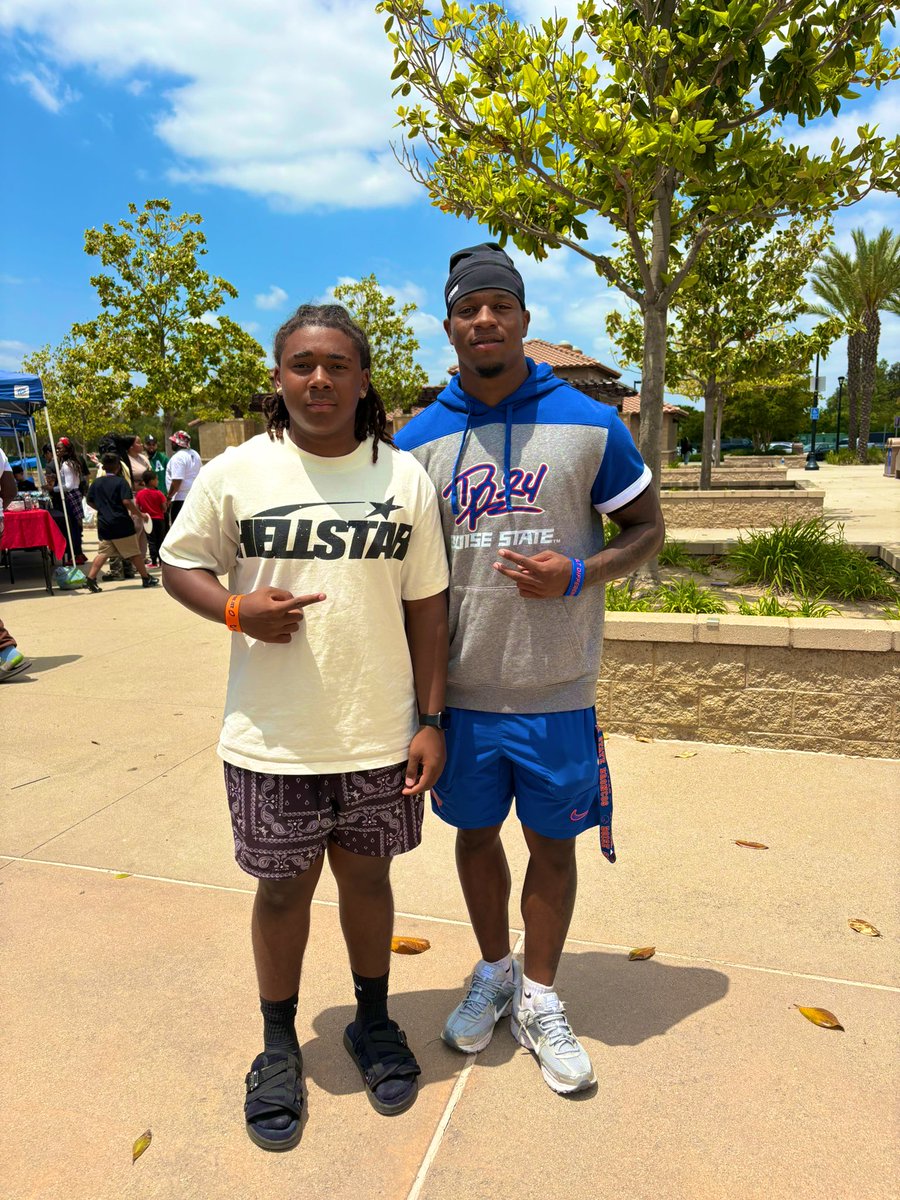 I had a great conversation yesterday with boise state running back <a href="/dylanriley_24/">dylan riley</a> . 💯