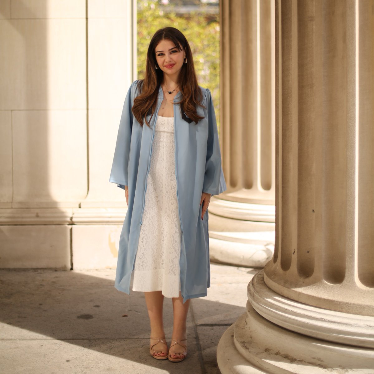 Commencement is only one day away, and our Countdown to Commencement series continues with Long Island’s own Tara Terranova. Read on at the link in our bio to learn how this aspiring journalist has built the foundation of her writing career at Barnard! bit.ly/4mCw7o6