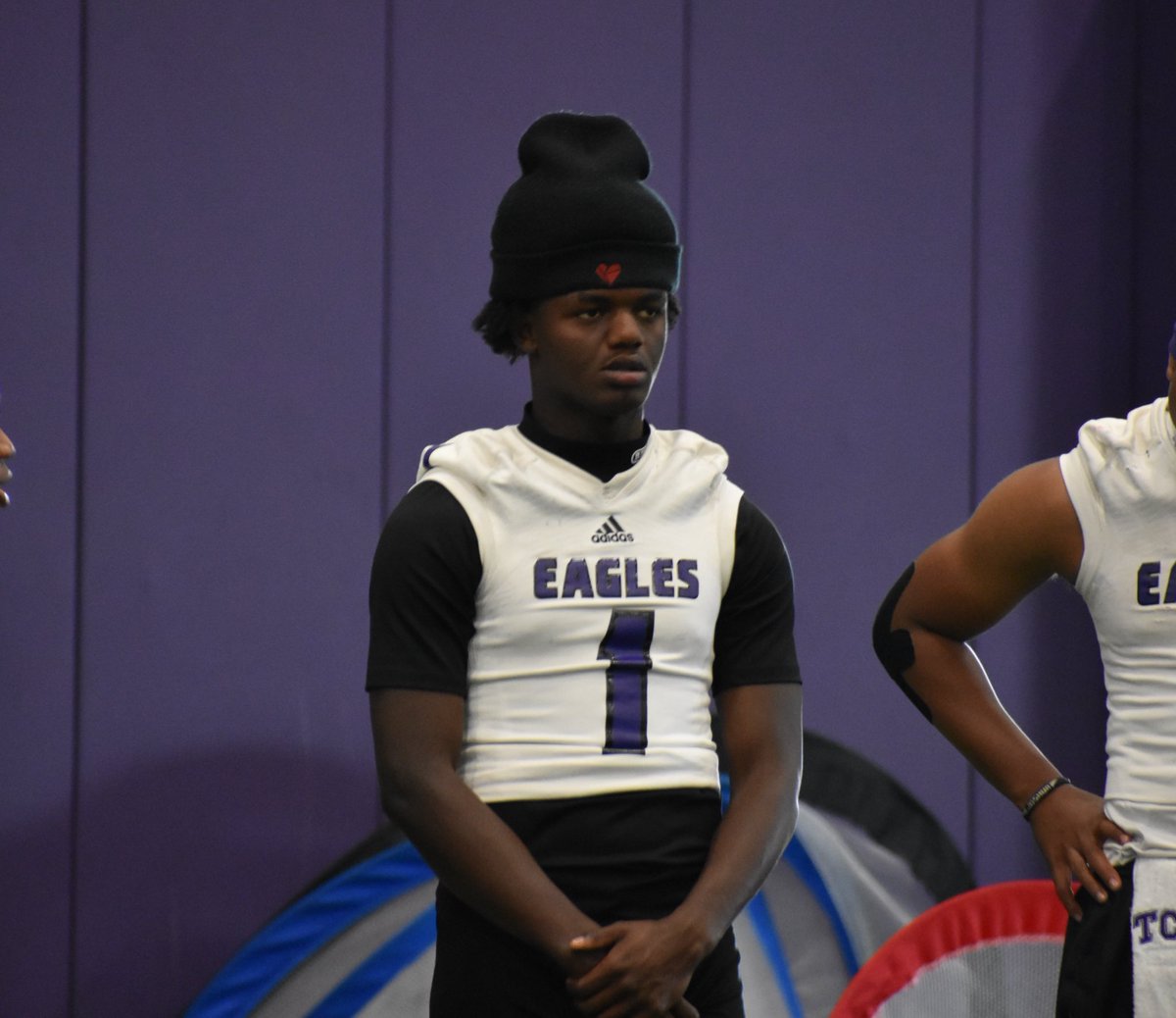CJ Vogel (@cjvogel_otf) on Twitter photo OTF on the Road | 2027 Target Updates
Hear from a handful of the top 2027 Texas offers in the Lone Star State & Louisiana.
<a href="/AntayviousEllis/">Antayvious “Tay” Ellis✝️</a>
<a href="/JayquanSnell/">JayQuan Snell</a>
<a href="/easton_3k/">Easton Royal⭐️⭐️⭐️⭐️</a>
<a href="/miguelwhitley11/">Miguel Whitley</a>
<a href="/supermanray3/">Ray’Quan Williams</a>
🎥: youtu.be/4Vzl58Z3110?si… OTF on the Road | 2027 Target Updates
Hear from a handful of the top 2027 Texas offers in the Lone Star State & Louisiana.
<a href="/AntayviousEllis/">Antayvious “Tay” Ellis✝️</a>
<a href="/JayquanSnell/">JayQuan Snell</a>
<a href="/easton_3k/">Easton Royal⭐️⭐️⭐️⭐️</a>
<a href="/miguelwhitley11/">Miguel Whitley</a>
<a href="/supermanray3/">Ray’Quan Williams</a>
🎥: youtu.be/4Vzl58Z3110?si…