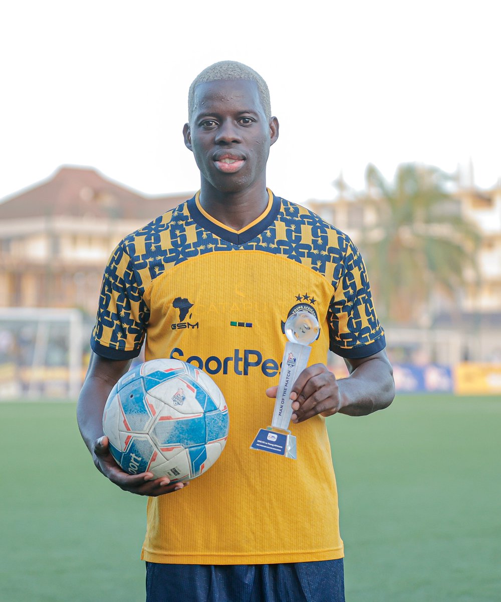 Iamfelixtz's tweet photo. Updates 👇

➡️ Aziz KI 🇧🇫 hajaondoka free Young Africans 🇹🇿, biashara ya mkataba wake wa mwaka mmoja uliosalia imefanyika. 

➡️ Wydad 🇲🇦 wametumia kiasi cha  $1m (Tshs Bilioni 2+) kwaajili ya kumpata.

✅ Atasaini mkataba wa miaka miwili wenye kipengele cha kuongeza mwingine. https://t.co/SBITW5cfwE
