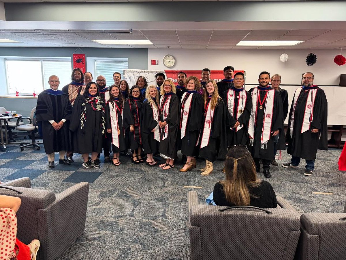 csun_tseng's tweet image. 🎓 Congrats to our MA in Humanities grads!

We’re proud to celebrate your achievements at the 2025 hooding ceremony. Tag @CSUN_Tseng and use #CSUNTsengGrad so we can repost your moments!

#CSUN #CSUNTseng #ClassOf2025