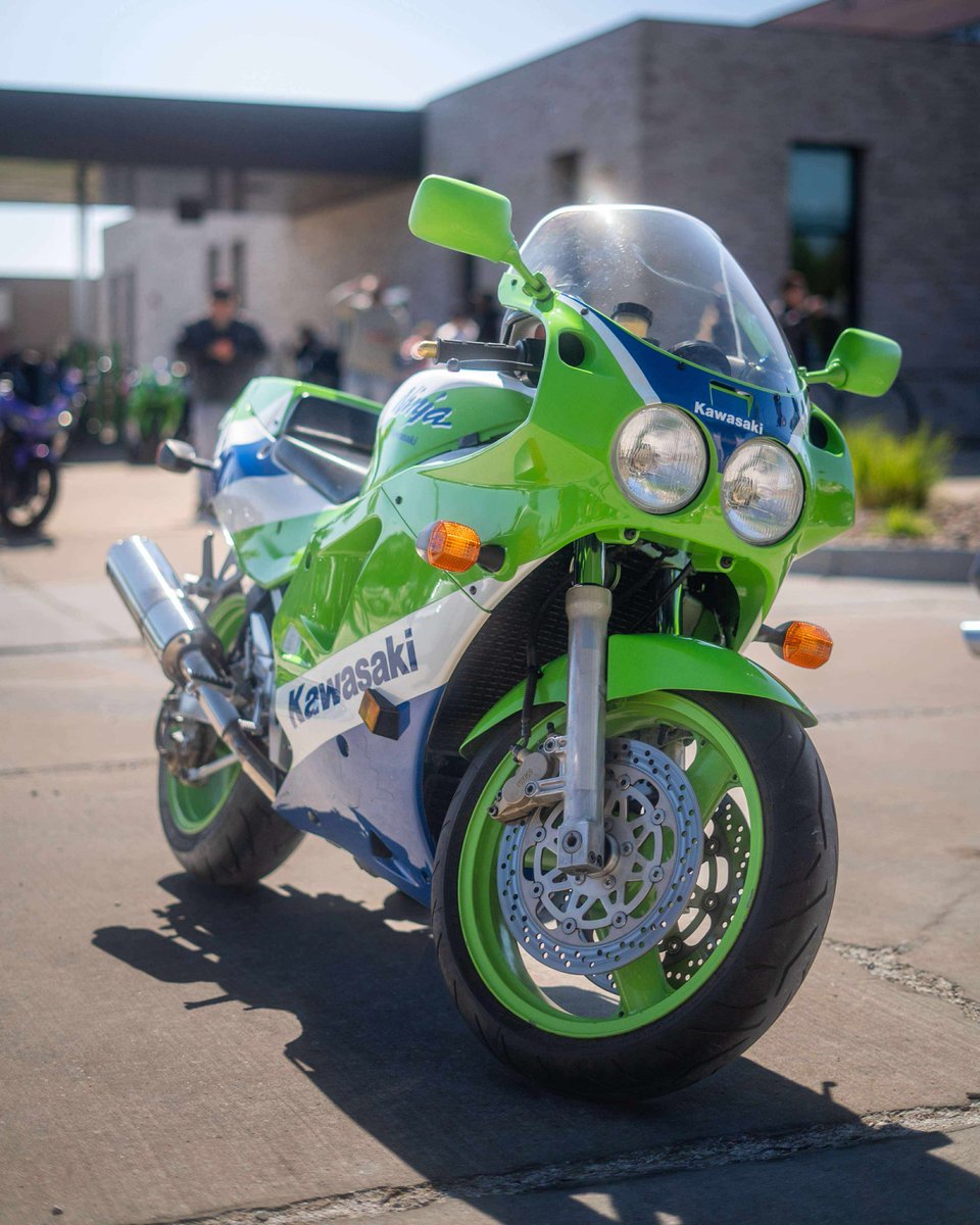 Sgt13Echo's tweet image. My 1990 Kawasaki ZX-7 at last weekend's Bike Meet.
📸 Insta: @lockedin_visuals  lockedinvisuals.mypixieset.com
#Kawasaki #zx7 #ninja