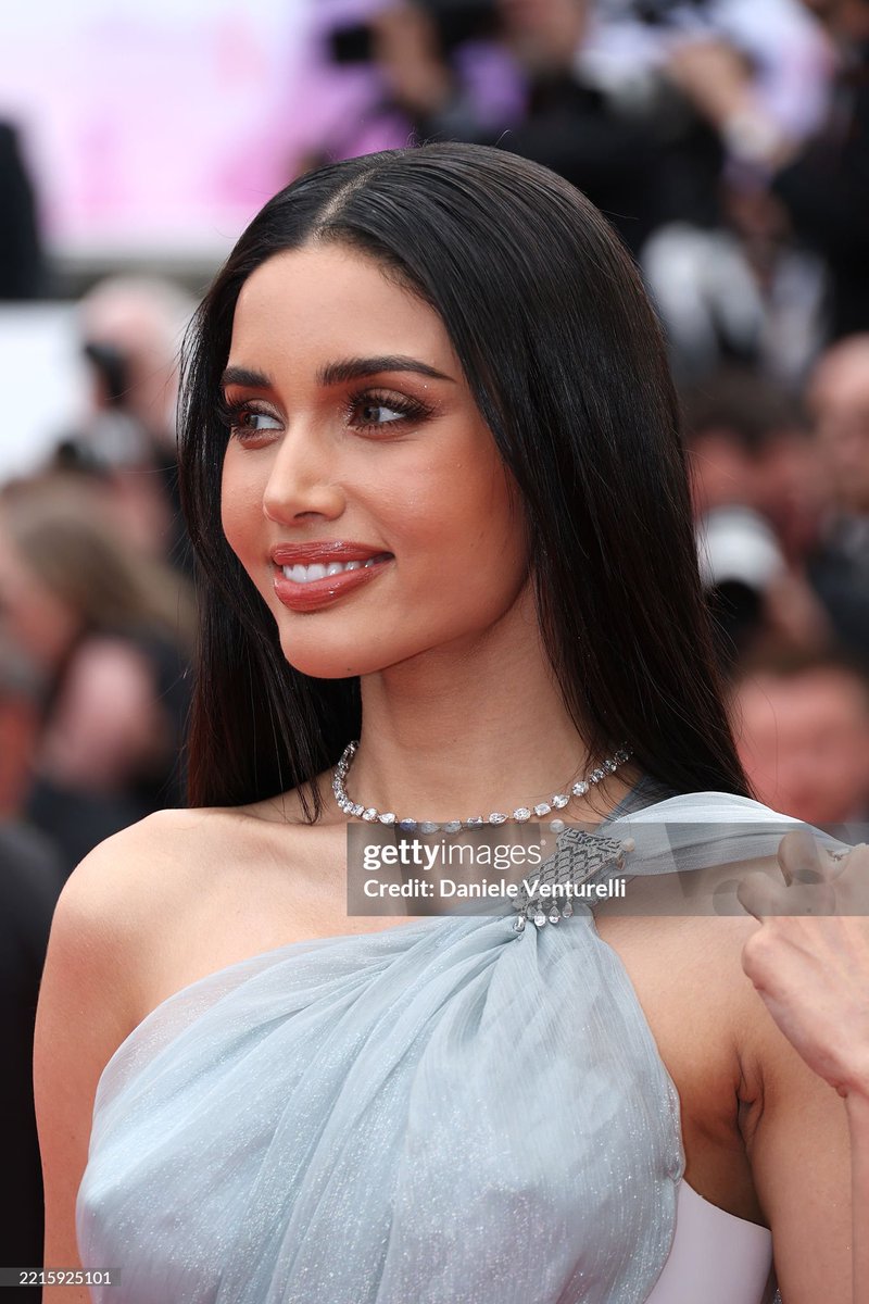 kallaya_lao's tweet photo. อวยยศพ่อใหญ่แดเนียลลลล

VEENA CANNES RED CARPET 
#VEENACannesFilmFINALE https://t.co/EYxx8cv89O