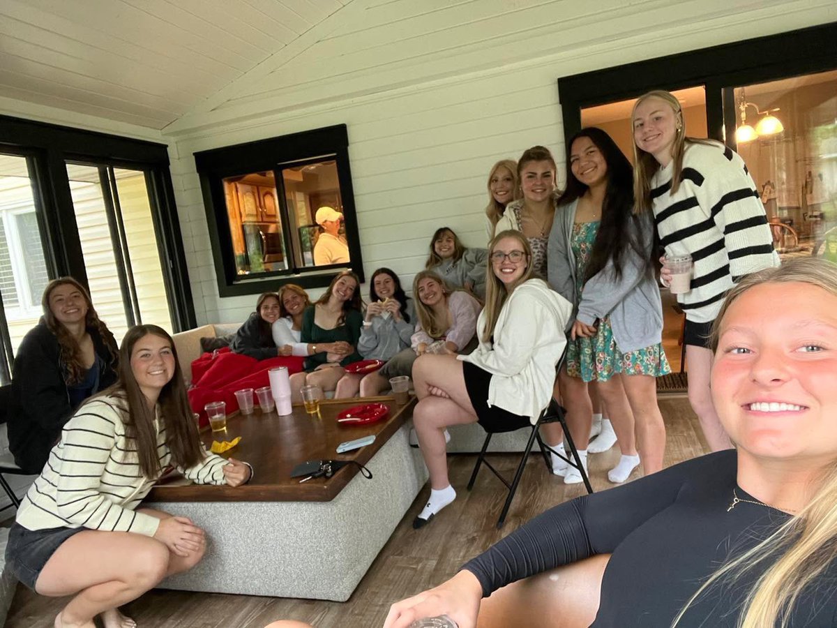 BHSSoftball (@bhssoftball2019) on Twitter photo Fueling up for our Sections game today at 4:30 PM at Rosemount High School!
Huge thanks to the LaMotte family for hosting us this morning — we appreciate the support! 
The game will be broadcast live here: 
fan.hudl.com/usa/mn/rosemou…
#beatasone #GoBlaze #bhssoftball Fueling up for our Sections game today at 4:30 PM at Rosemount High School!
Huge thanks to the LaMotte family for hosting us this morning — we appreciate the support! 
The game will be broadcast live here: 
fan.hudl.com/usa/mn/rosemou…
#beatasone #GoBlaze #bhssoftball