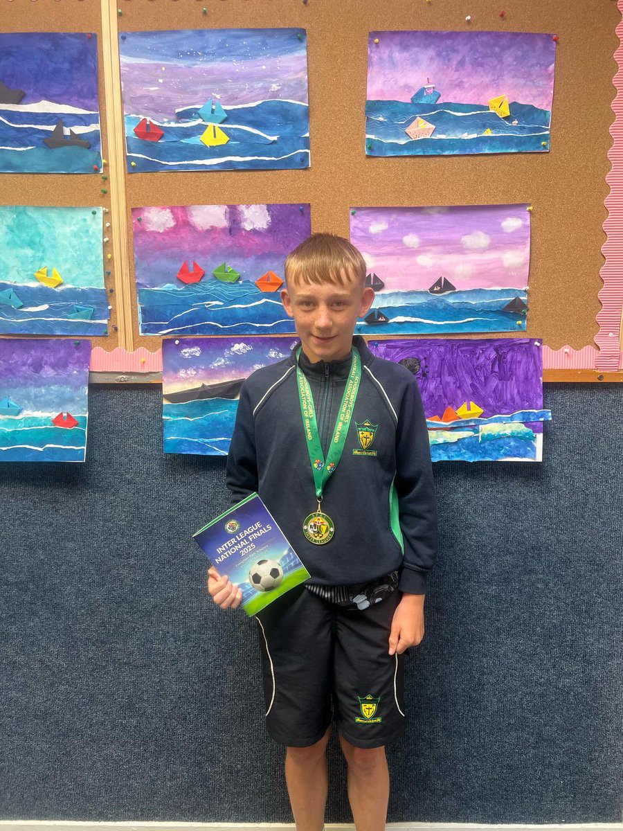 Bunscoil Chríost Rí tweet media