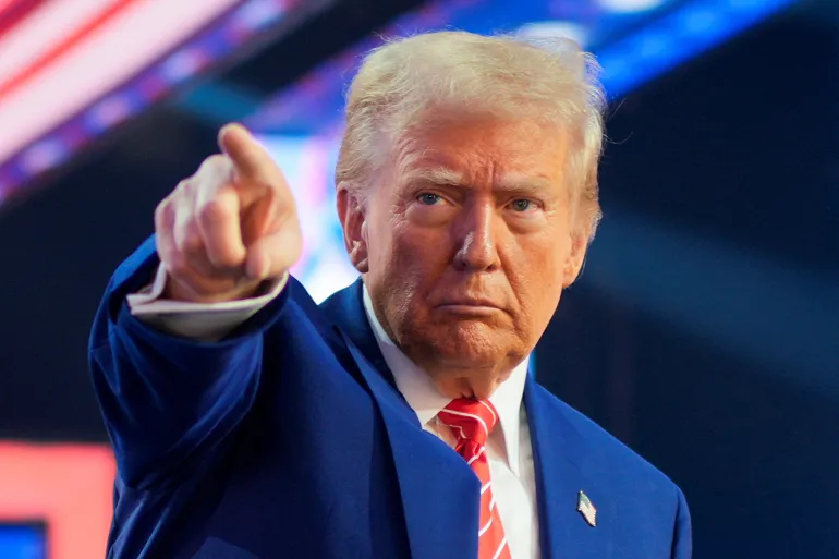 EricLDaugh's tweet image. 🚨 #BREAKING: U.S. Supreme Court REMOVES a judge's block on Trump canceling legal status for over 500K aliens who came in under Biden's "parole" program, for now - Fox
MANY more will become eligible for deportation. Legal VICTORY.
