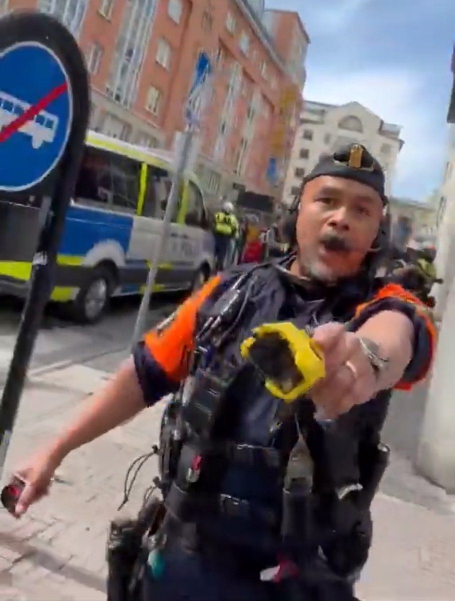 Vad tror ni jag oroar mig mest för när min 13- eller 18-åring går på Bajen? 

Ultras eller Tazerturken?