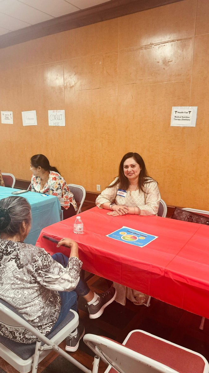 MEMBER SPOTLIGHT

celebrating our member, Shailee Saran Varanasi for volunteering at the community health fair held in St. Louis, Missouri! 

Kudos to you, Shailee!