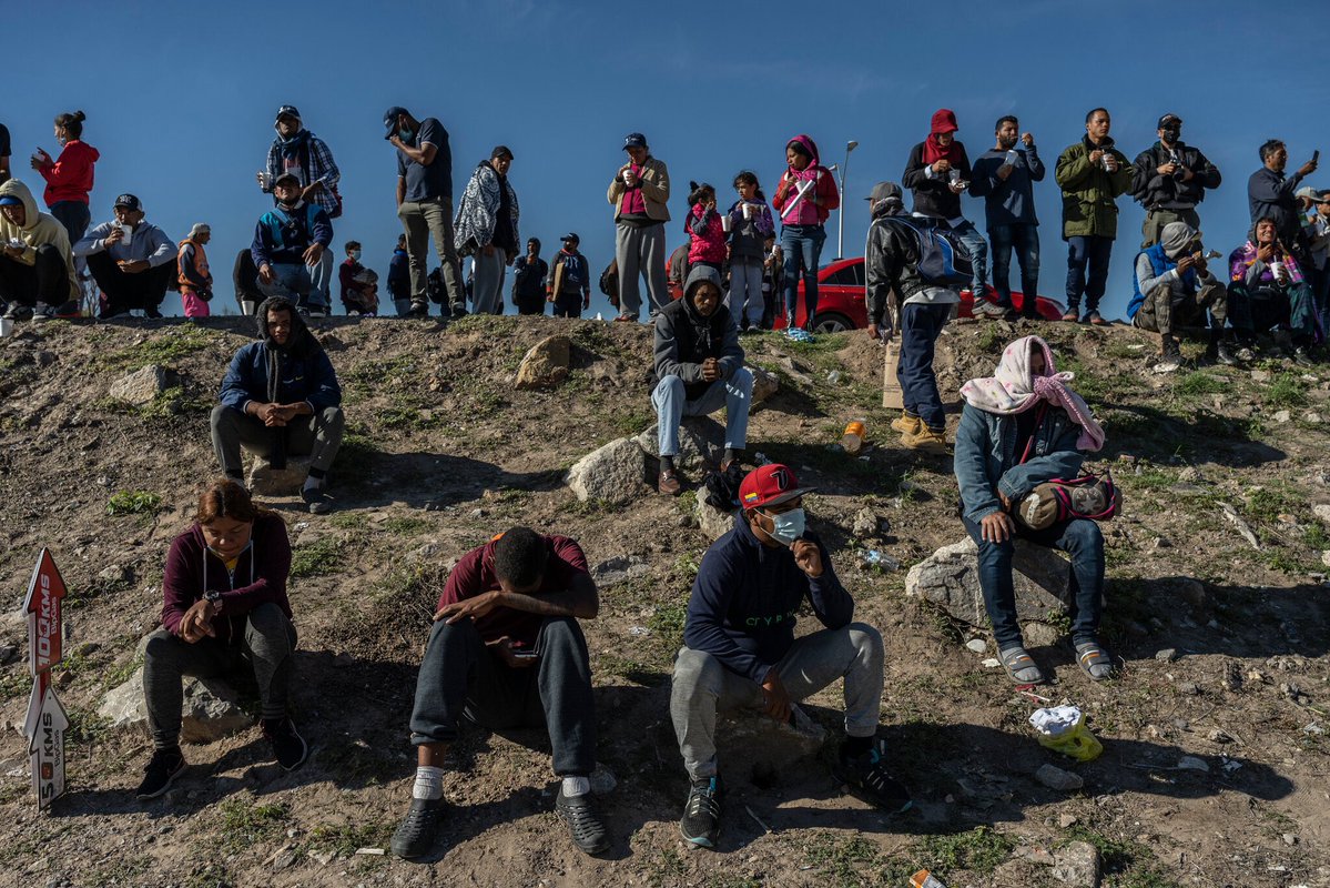nicksortor's tweet image. 🚨 #BREAKING: The Supreme Court has given Trump to GREEN LIGHT to begin the process of deporting 500,000 migrants given legal status by Joe Biden
This removes a block by an activist district judge
START UP THE DEPORTATION PLANES!