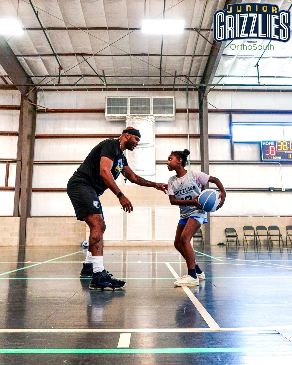 Junior Grizz Summer Camp is calling… and spots are 𝙛𝙞𝙡𝙡𝙞𝙣𝙜 𝙪𝙥 𝙛𝙖𝙨𝙩! 🏀📢

Register now before it’s too late‼️👉 bit.ly/41bQ9x0