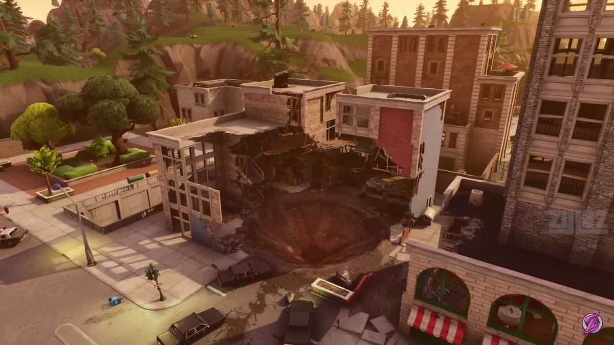 _m4rtin's tweet photo. It's funny to see the ogs who complain about the grass not being the same as in chapter 1 not remembering that a smaller meteorite hit tilted. https://t.co/XuPv1JBM9t