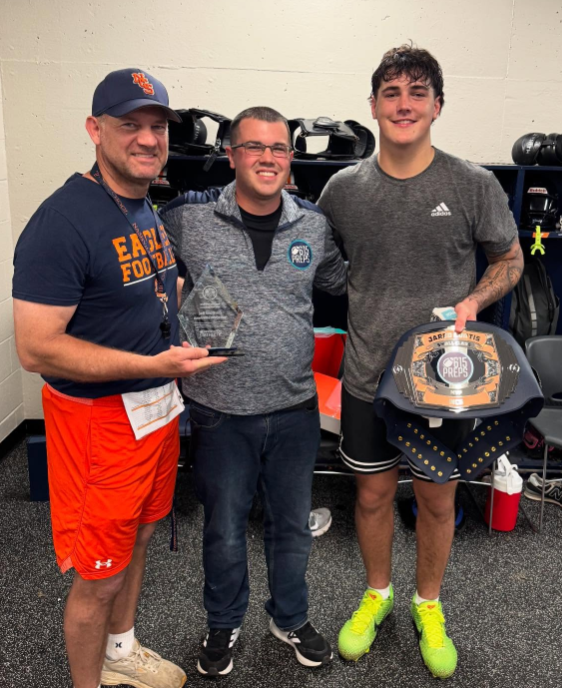 Nashville Christian Athletics (@_ncsathletics) on Twitter photo Big congrats to NCS Football's Coach Jeff Brothers and Jared Curtis ā named 615Preps Small Class Coach & Player of the Year!
Awards were presented on Sunday after practice. Proud of our Eagles!
<a href="/615Preps/">615 Preps</a> <a href="/NCSRecruiting/">Nashville Christian Football Page</a> <a href="/NCSFB/">Nashville Christian Football</a> Big congrats to NCS Football's Coach Jeff Brothers and Jared Curtis ā named 615Preps Small Class Coach & Player of the Year!
Awards were presented on Sunday after practice. Proud of our Eagles!
<a href="/615Preps/">615 Preps</a> <a href="/NCSRecruiting/">Nashville Christian Football Page</a> <a href="/NCSFB/">Nashville Christian Football</a>