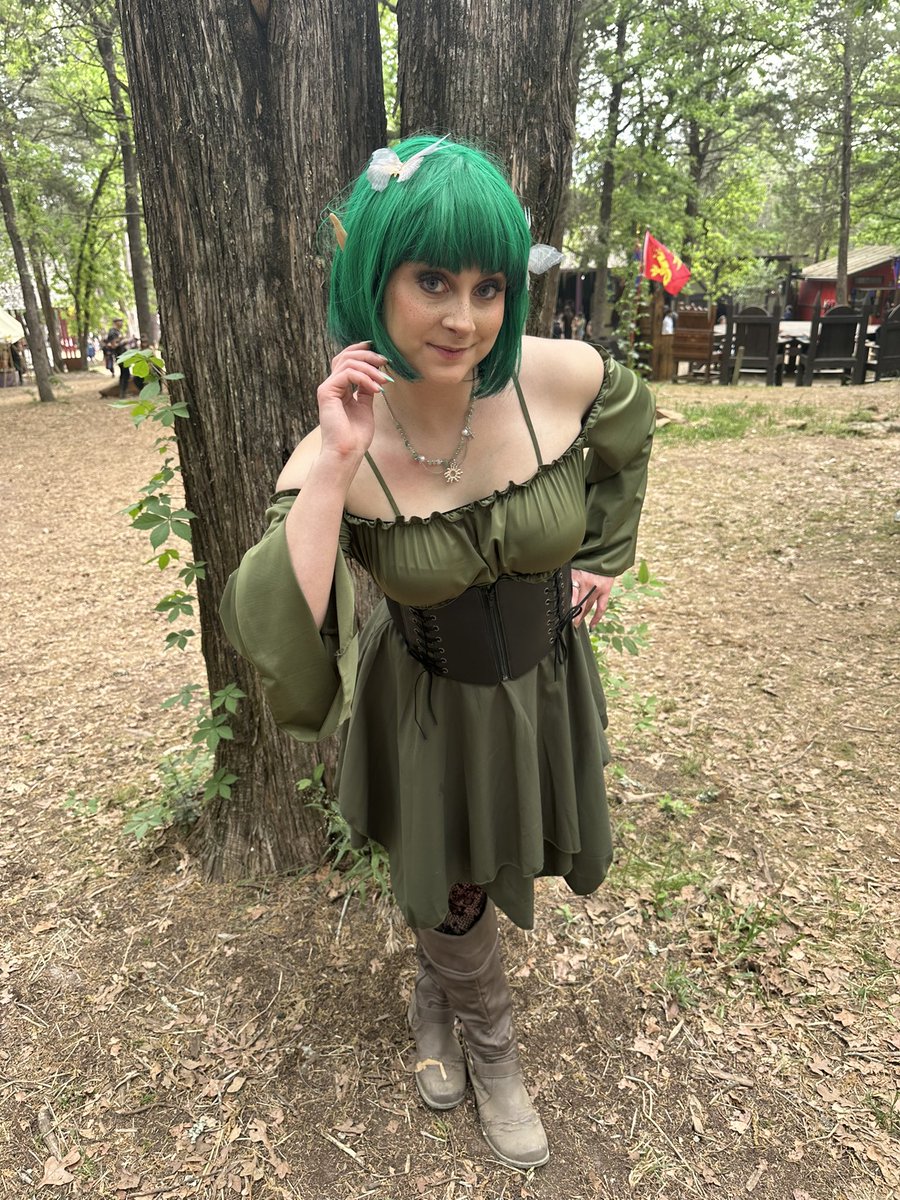 Elf Ela from the other weekend!! 💚✨
#R6Community