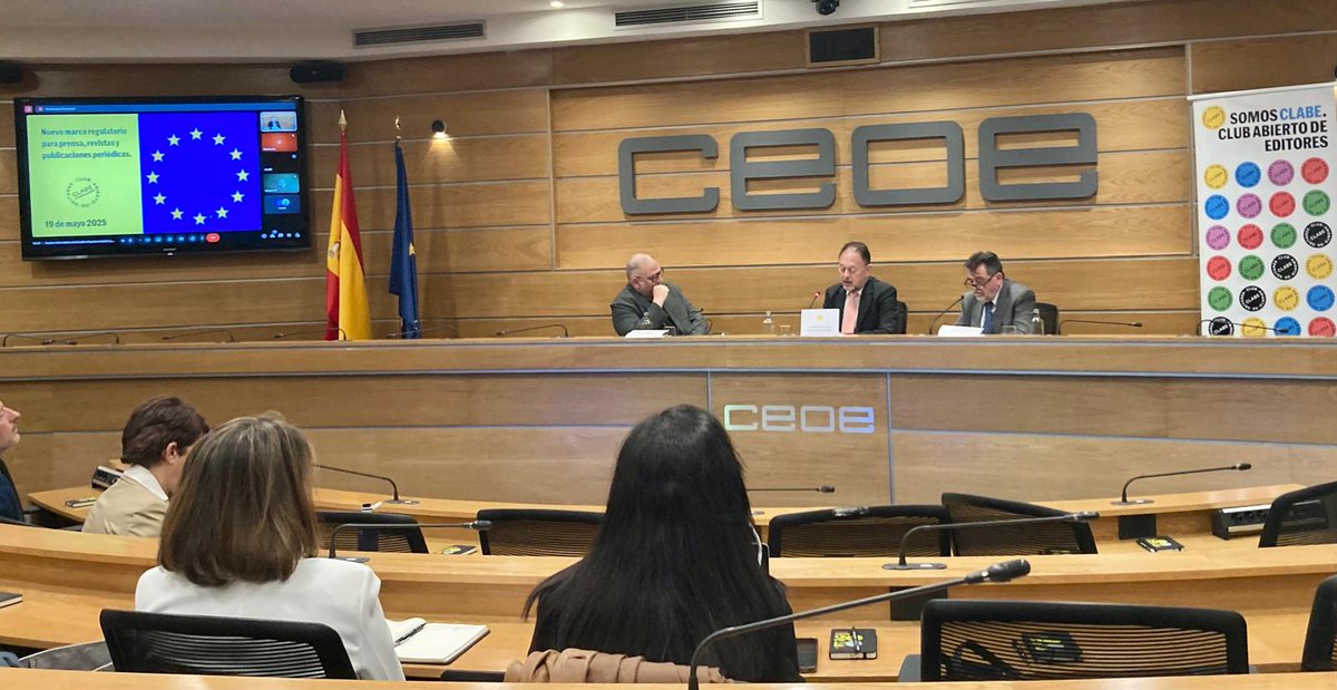 AMDComVal (@amdcomval) on Twitter photo 📍 Hoy nuestro gerente Roberto Lizana ha representado a @amdcomval en la presentación del nuevo Reglamento Europeo de Libertad de Medios (EMFA), organizada por <a href="/clabe_editores/">CLABE • Asociación de Medios de Comunicación</a> en la <a href="/CEOE_ES/">CEOE</a>. 📷 Se abordaron el registro de medios (<a href="/CNMC_ES/">CNMC</a> ) y la publicidad institucional. 📍 Hoy nuestro gerente Roberto Lizana ha representado a @amdcomval en la presentación del nuevo Reglamento Europeo de Libertad de Medios (EMFA), organizada por <a href="/clabe_editores/">CLABE • Asociación de Medios de Comunicación</a> en la <a href="/CEOE_ES/">CEOE</a>. 📷 Se abordaron el registro de medios (<a href="/CNMC_ES/">CNMC</a> ) y la publicidad institucional.