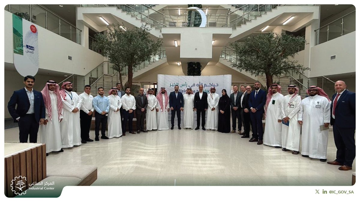 ic_gov_sa's tweet photo. على هامش أعمال ورشة سلاسل الإمداد نظم #المركز_الوطني_للتنمية_الصناعية ممثلاً بقطاع البحرية زيارة ميدانية لمجمع الملك سلمان للصناعات البحرية، وشركة مكين للمحركات وشركة الزامل البحرية، وذلك بهدف توطين التقنيات البحرية وتعزيز مستوى التكامل بين وزارة #الصناعة_والثروة_المعدنية، ووزارة الطاقة، ووزارة الاستثمار، والهيئة العامة للصناعات العسكرية و الهيئة الملكية برأس الخير والمصنعين المحليين.

#نمكن_نطور_الصناعه