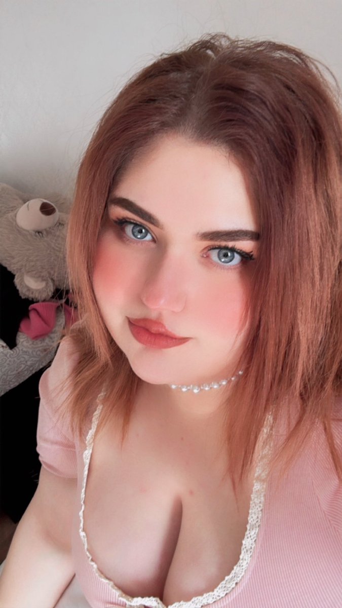 اريد انحب بهوس الحب العادي مايرضيني💕💞