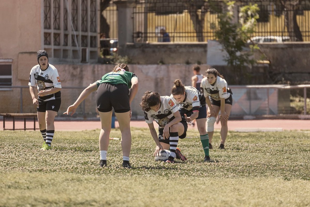 GreekRLF's tweet image. Historic day on the island of Crete with the first-ever Rugby League matches! Rhondda Outlaws from @WalesRugbyL brought both a men&apos;s and women&apos;s team to play against Chania-based Cretan Gunners. We thank them for making the trip and playing an important part in our development!