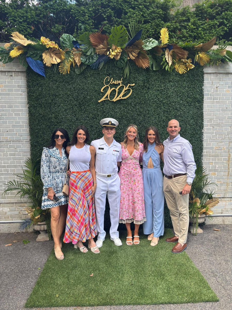 Sofi Ash tweet media