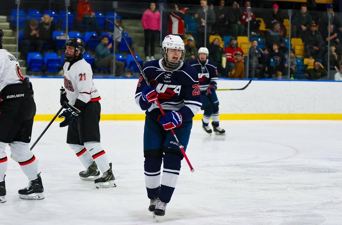 The USA Deaf National Hockey Team <a href="/ahihaorg/">AHIHA</a> lost to Finland in the final of the World Deaf Ice Hockey Championships. <a href="/wdihc2025/">WDIHC2025</a> Congratulations to my son Nicholas @npecora9 and his teammates for earning a silver medal. 

Photos by 
misenbargerphotography