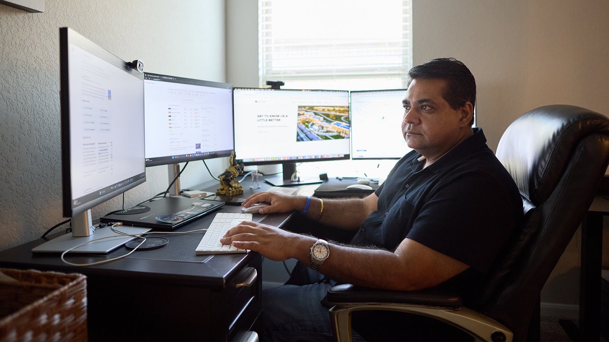 Microsoft Developer (@msdev) on Twitter photo Agents take AI to the next level by automating and executing business processes, working alongside or on behalf of people. 
 
Meet the developers who are leading the way in building and using AI agents across different industries.  
 
msft.it/6019SjYU3 Agents take AI to the next level by automating and executing business processes, working alongside or on behalf of people. 
 
Meet the developers who are leading the way in building and using AI agents across different industries.  
 
msft.it/6019SjYU3