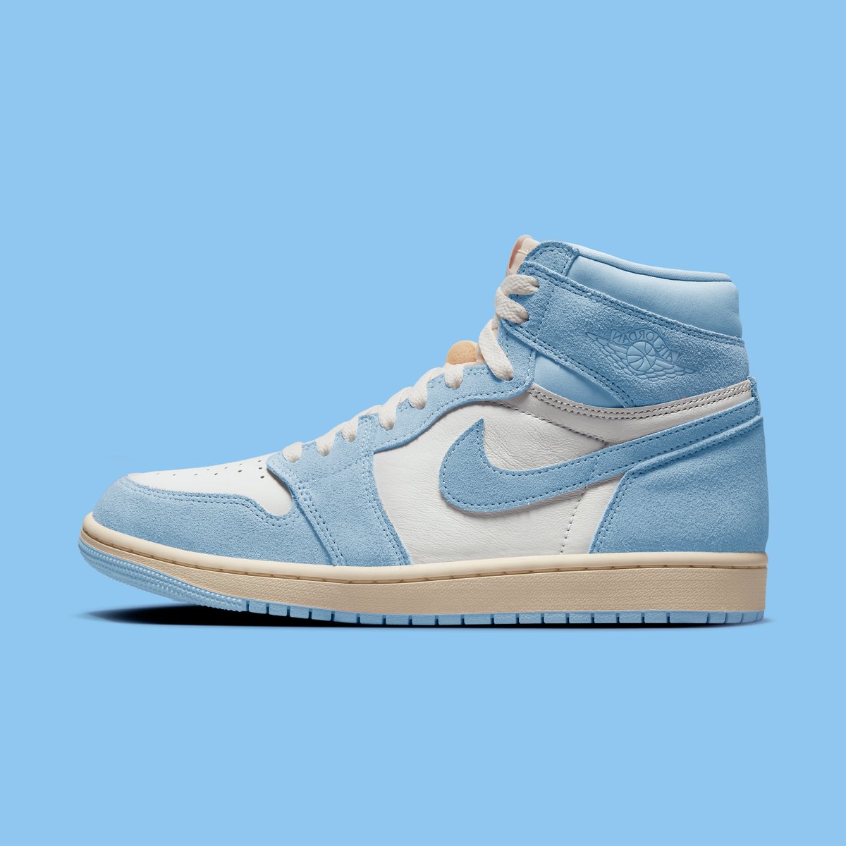houseofheat's tweet photo. Air Jordan 1 High OG “Psychic Blue” Coming in 2026! 🥶

DETAILS: https://t.co/1ZyYwCCQ6v https://t.co/P4DICnS2Qk