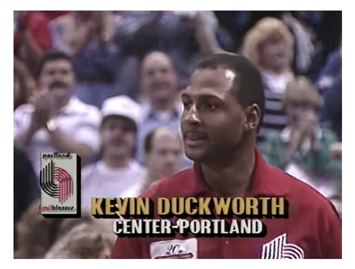 77Blazers's tweet photo. May 19, 1990 - With a nod towards @NBAHistory, the @trailblazers earned their first trip to the #WCF in 13 years, defeating the @spurs in a tense OT Game 7.
When he made his entrance just moments before the 12:30 Saturday afternoon tip-off, the crowd in the #MemorialColiseum rose, ala the crowd in the @TheGarden on May 8, 1970, and #KevinDuckworth put the #Blazers faithful on his back and into the game.
Duckworth, who had been sidelined since he suffered a broken hand in Game 3 vs the @dallasmavs three weeks prior, finished with 6 points, 5 rebounds, and 4 assists but it was his presence in the middle that made the biggest impression.
@terryporter30, who had a crucial steal with :05 seconds in OT, scored 36 points and passed for 9 assists, to lead #Portland. His starting backcourt mate #ClydeDrexler scored 22 points, grabbed 13 rebounds, and passed for 8 assists.
#BuckWilliams and @JeromeKersey25 each gabbed 15 rebounds, marking the first time in Blazers PO history that two players grabbed 15 rebounds in the same game. With Drexler getting 13 more, it marks the eighth time that three teammates gathered 10 or more boards in a PO game.
#RipCity #ThisDateinBlazersHistory #OTD