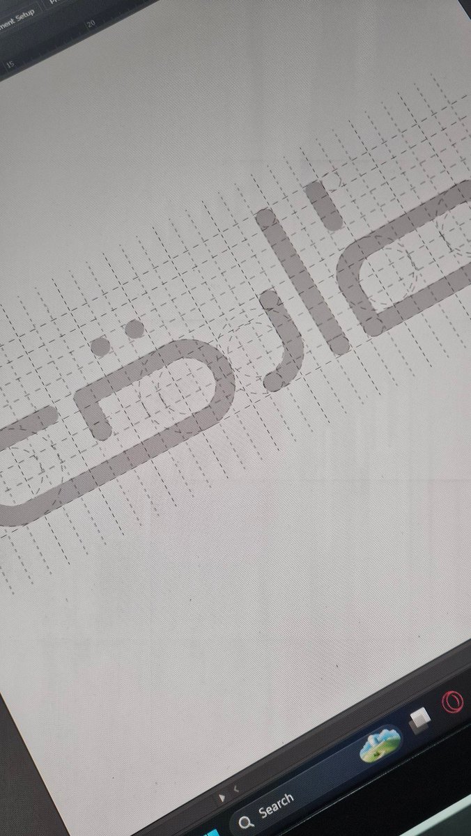 mo_tarek_design's tweet image. بفكر اعمل لنفسي هويه 😂